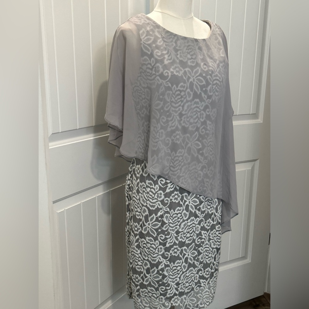 Formal Cape Overlay Dress Midi Length Sleeveless Comfortable Stretch Size 10